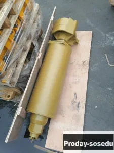 Натяжители гусениц бульдозеров Komatsu D65