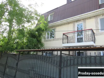 Продам жилой дом - пансионат в Феодосии