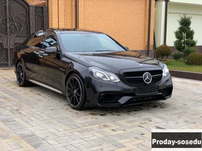 Mercedes E-класс, 2013, Автомобили