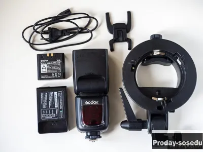 Вспышка Godox V860II O/P, Электроника, техника, Фототехника